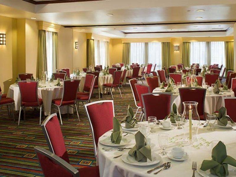 Отель Courtyard Providence Downtown Экстерьер фото