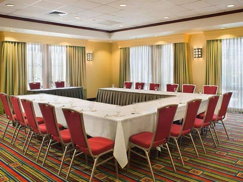 Отель Courtyard Providence Downtown Экстерьер фото